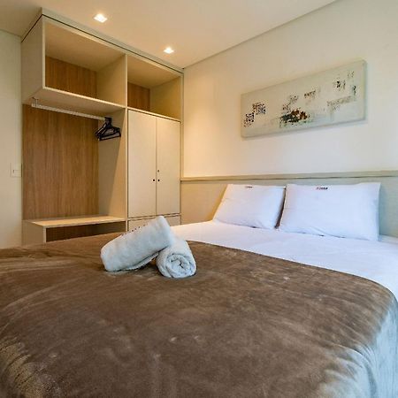 Rosa Apartamento Bav 101 Gramado Bagian luar foto