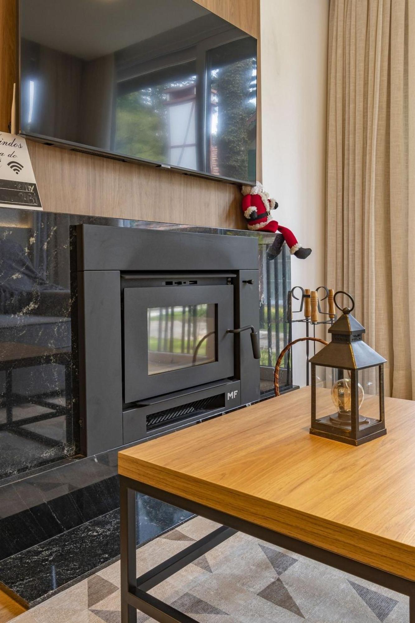 Rosa Apartamento Bav 101 Gramado Bagian luar foto